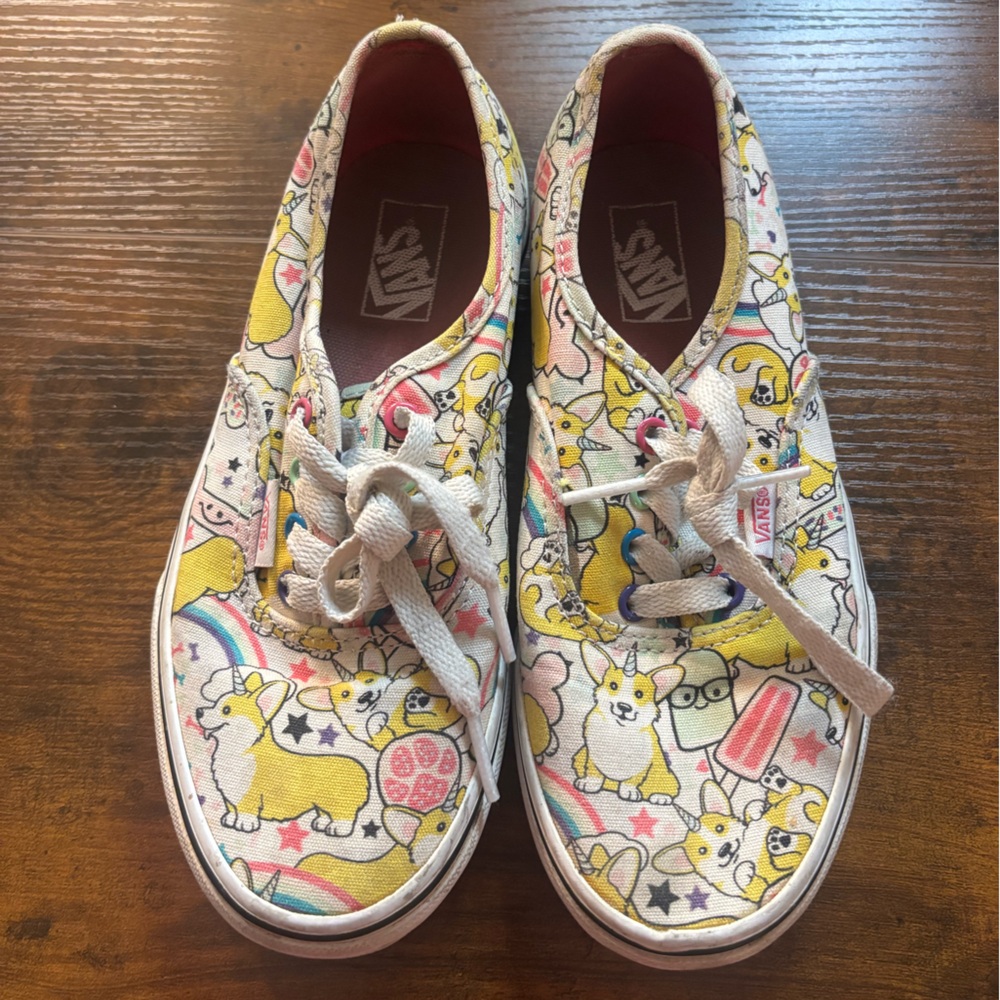 Corgi Girls Size 3 Vans Like New